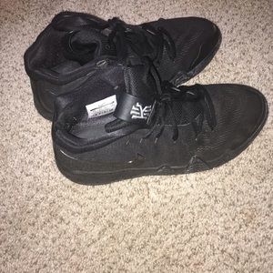 Nike Kyrie 4